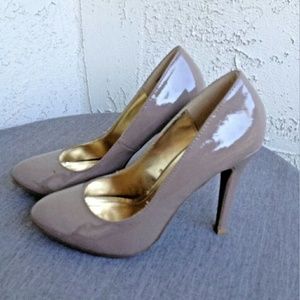 Steve Madden Womens Shoes Taupe Patent Leather